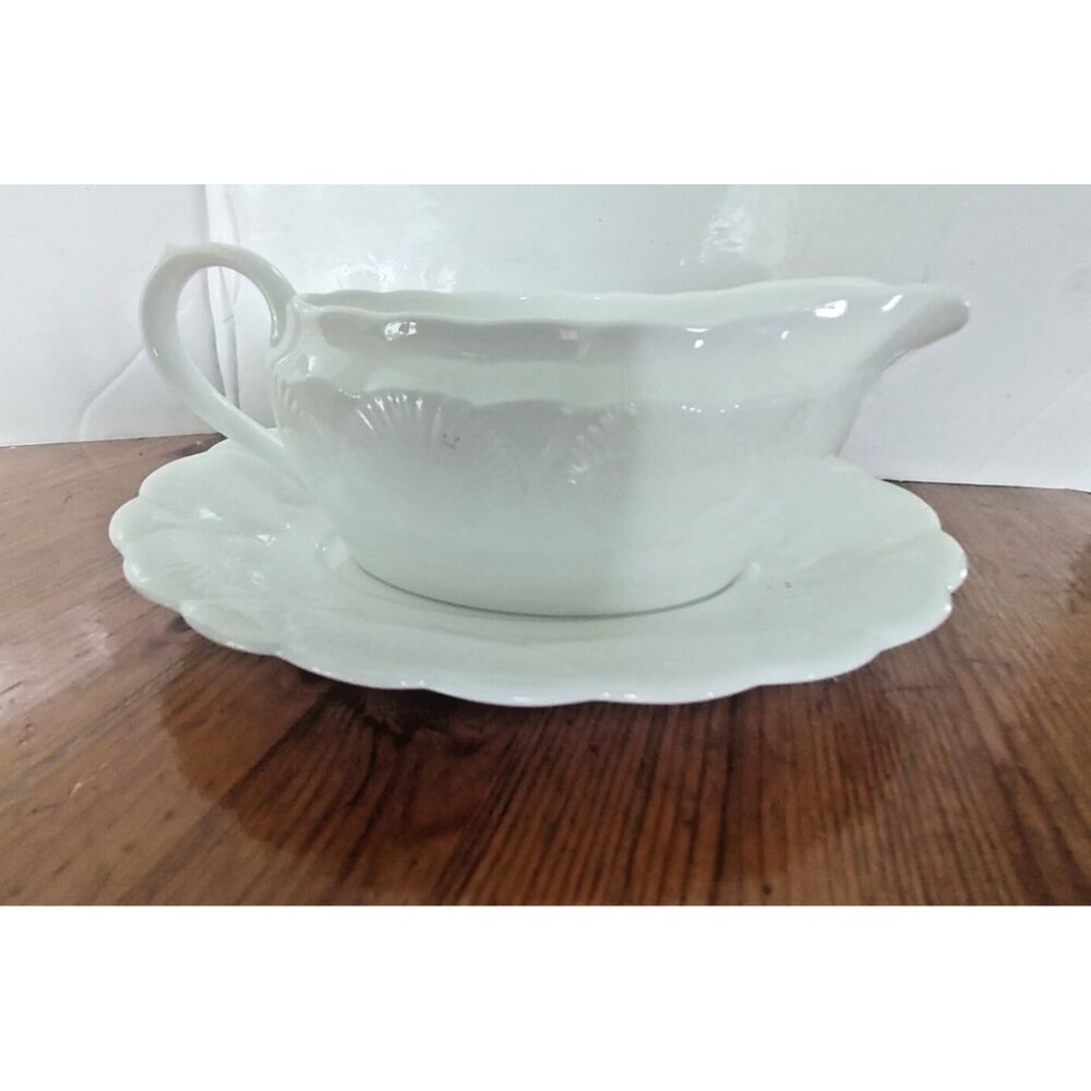 Coalport Bone China Gravy Boat and Underplate Oceanside Pattern